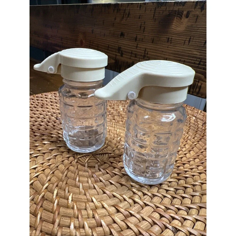Glass Quilt Waffle Design Salt and Pepper Shaker with Screw Off Press to Open